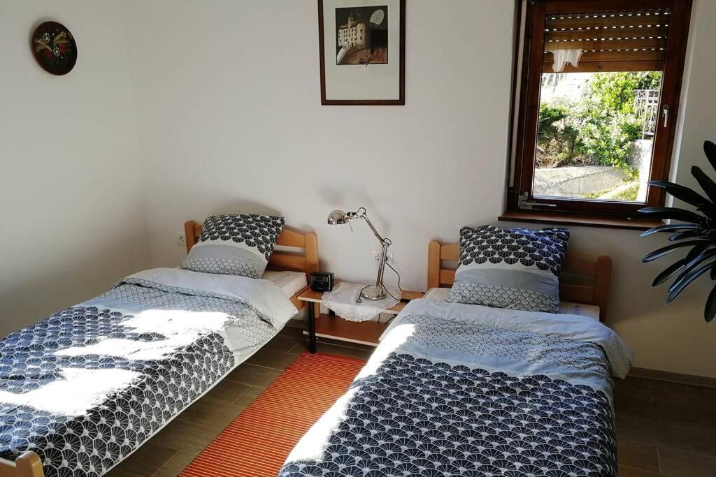 Zrm Center Apartment อิดริยา ภายนอก รูปภาพ